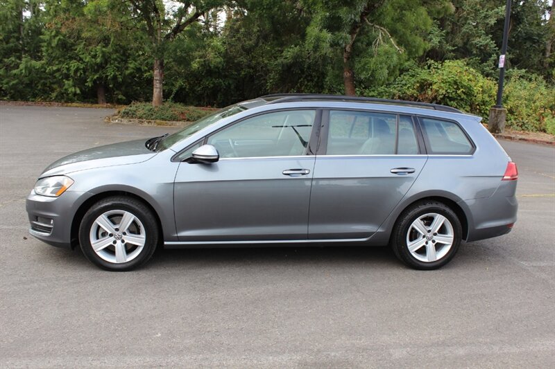 Used 2015 Volkswagen Golf TDI S FWD image 7
