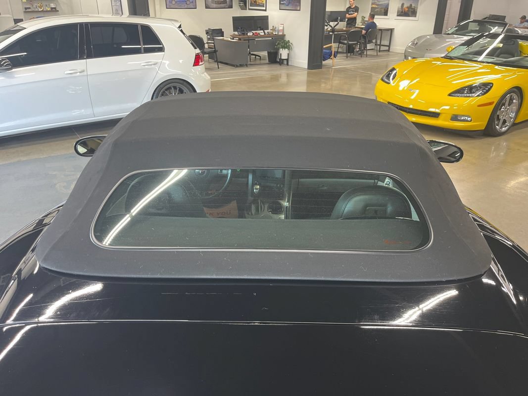 Used 2007 Chevrolet Corvette Coupe w/ Preferred Equipment Group RWD image 31