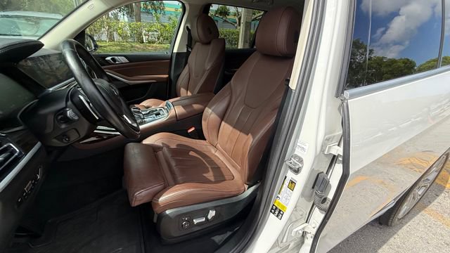 Used 2020 BMW X7 xDrive40i w/ Premium Package AWD/4WD image 7