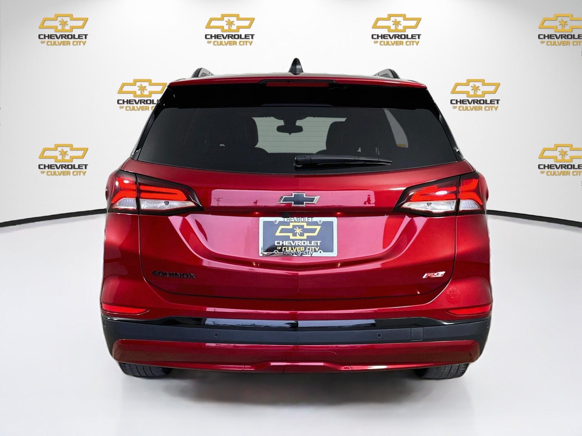 Used 2024 Chevrolet Equinox RS w/ LPO, Cargo Package FWD image 7