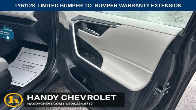Used 2025 Toyota RAV4 XLE AWD/4WD image 37