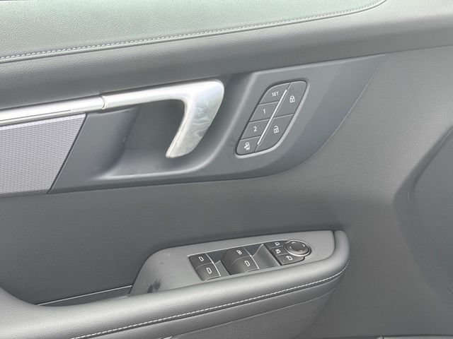 New 2026 Buick Enclave Sport Touring w/ Power Package FWD image 23
