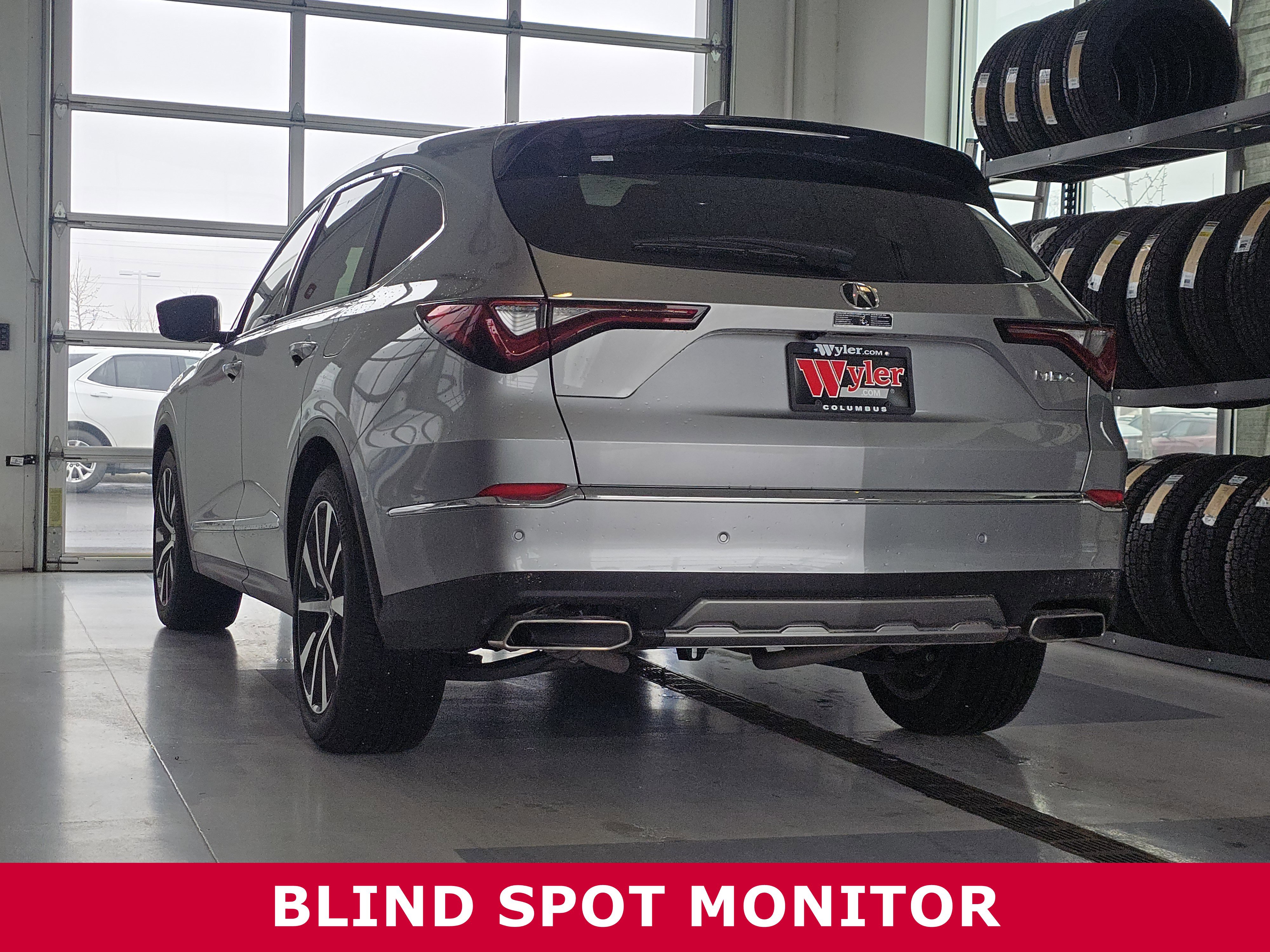 Used 2025 Acura MDX FWD w/ Technology Package image 6