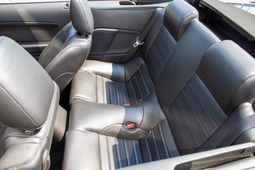 Used 2007 Ford Mustang Shelby GT500 RWD image 20