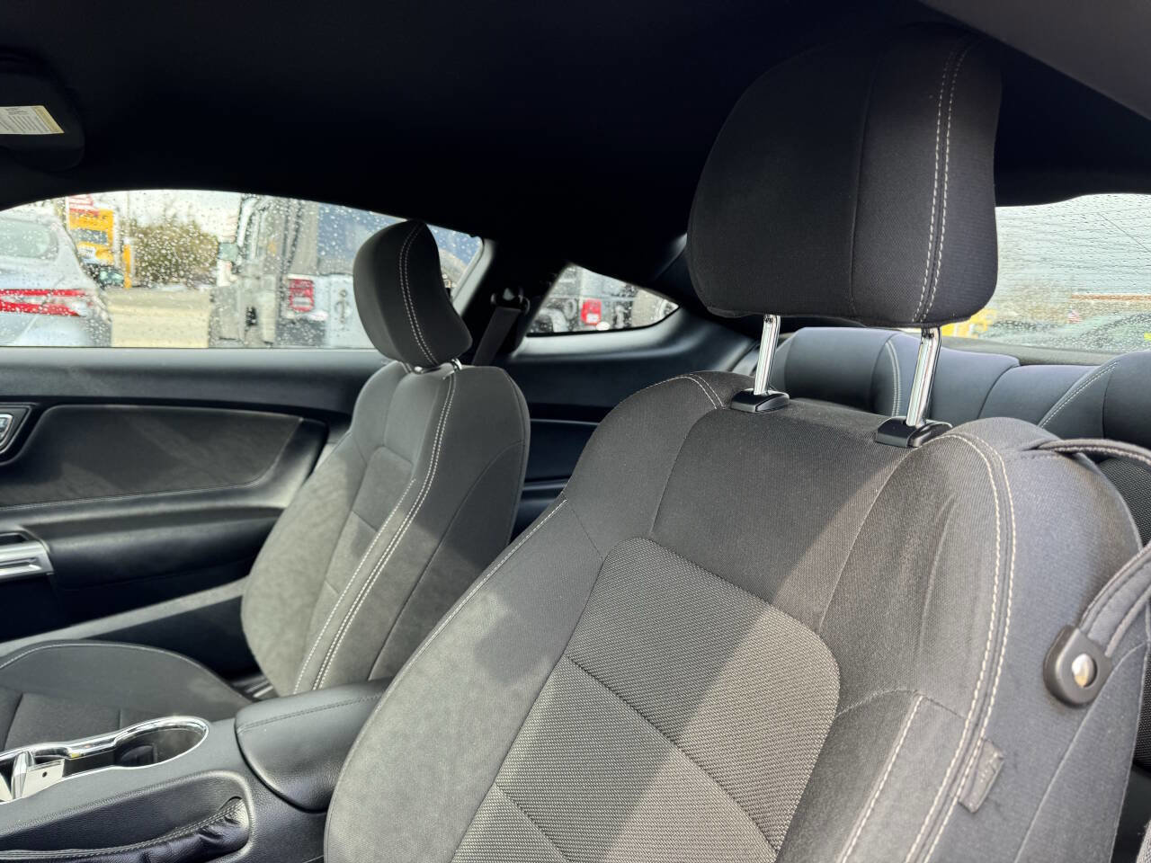 Used 2015 Ford Mustang Coupe image 13