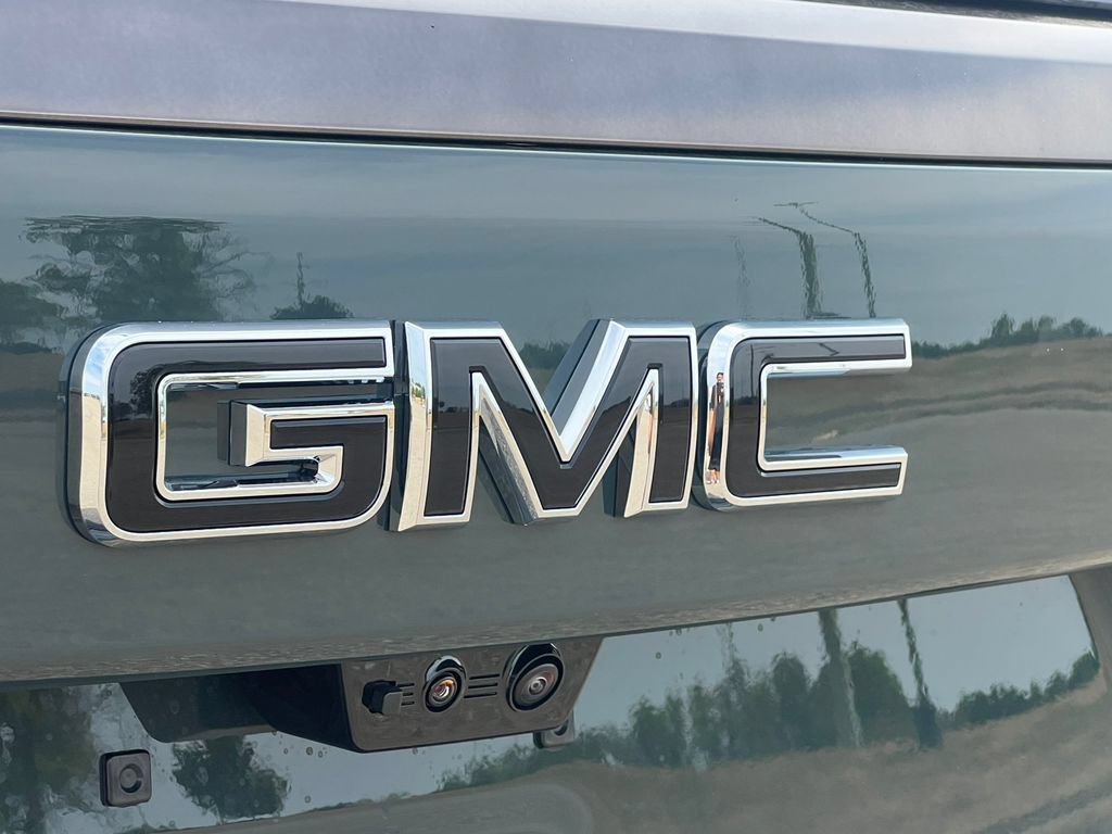 New 2026 GMC Yukon XL AT4 Ultimate w/ LPO, Illumination Package AWD/4WD image 61