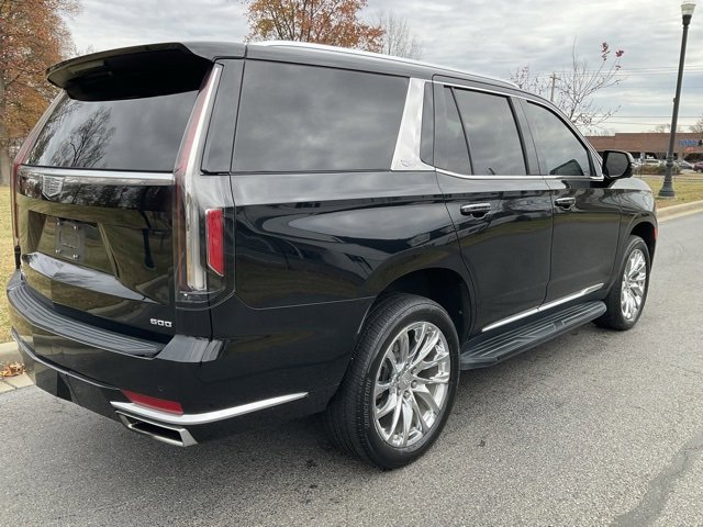 Used 2022 Cadillac Escalade Luxury image 11