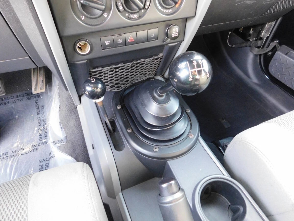 Used 2007 Jeep Wrangler Rubicon AWD/4WD image 16