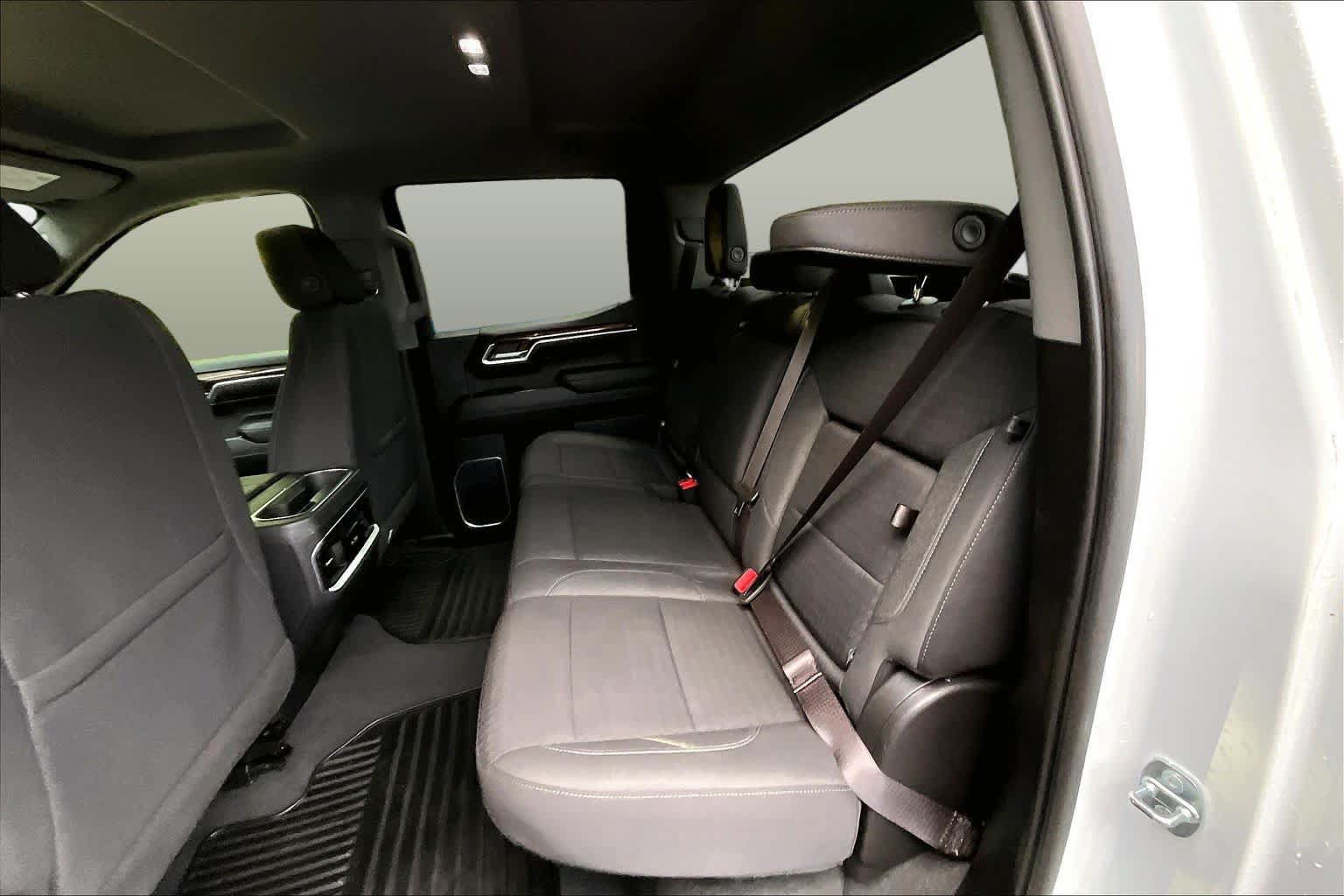 Used 2023 GMC Sierra 1500 Elevation w/ X31 Off-Road Package AWD/4WD image 19