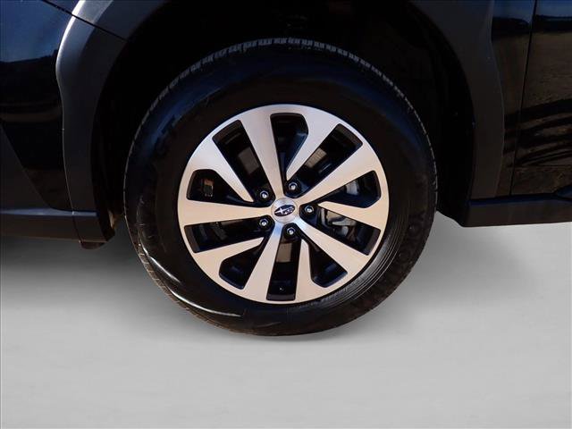 Certified 2025 Subaru Outback Premium AWD/4WD image 7