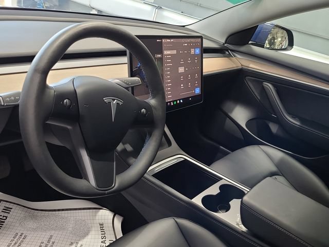 Used 2023 Tesla Model 3 Standard Range RWD image 10