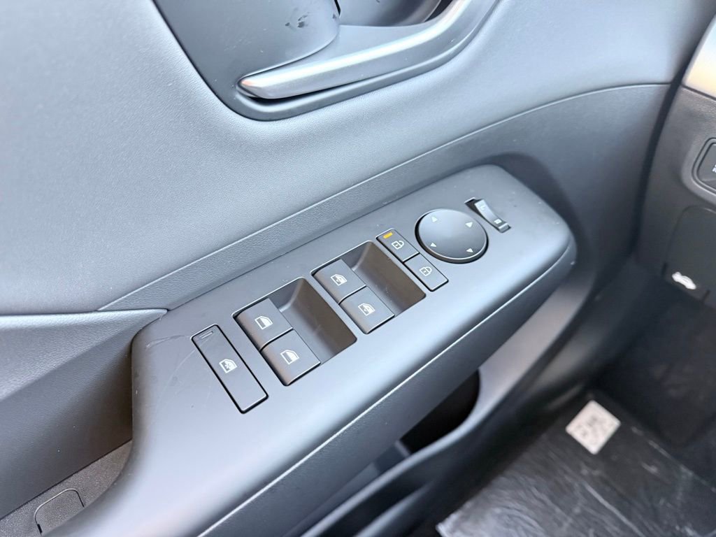New 2026 Hyundai Kona Limited FWD image 10