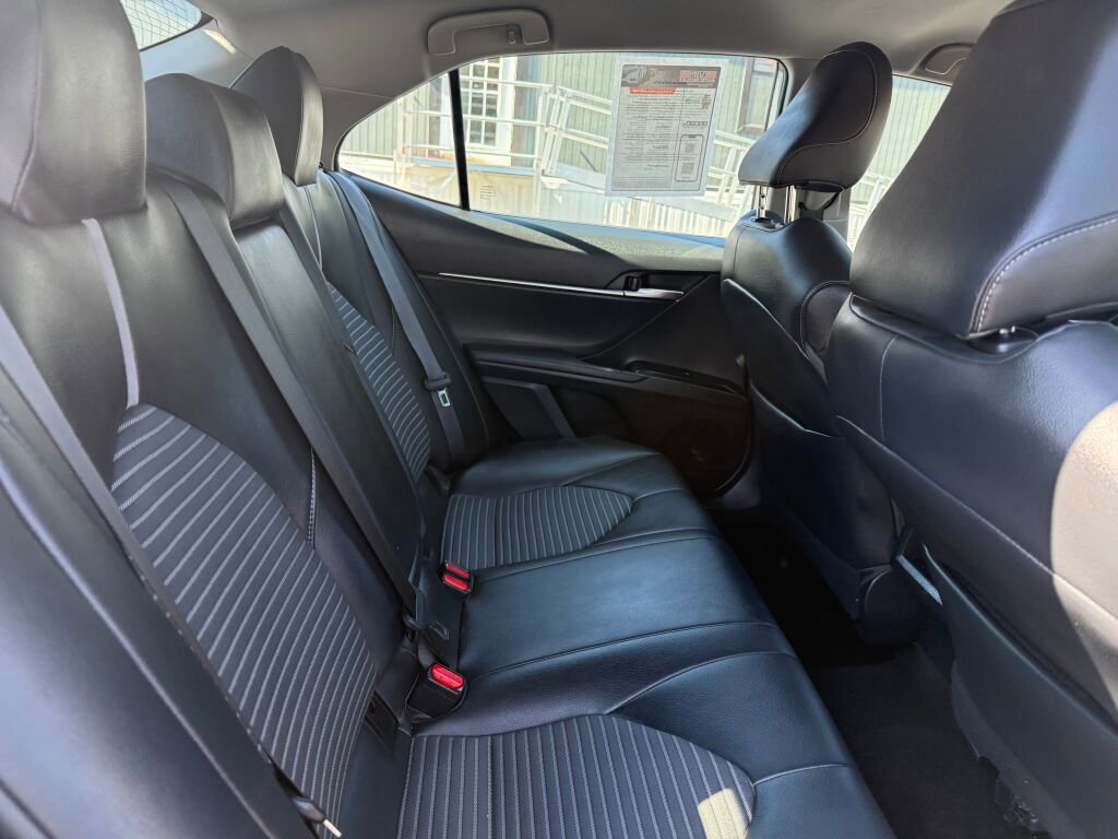 Used 2019 Toyota Camry LE image 26