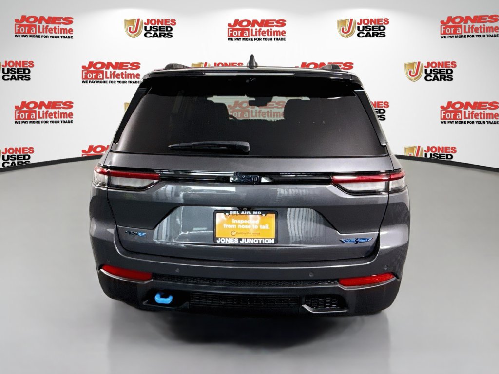Used 2024 Jeep Grand Cherokee Trailhawk w/ Luxury Tech Group III AWD/4WD image 17