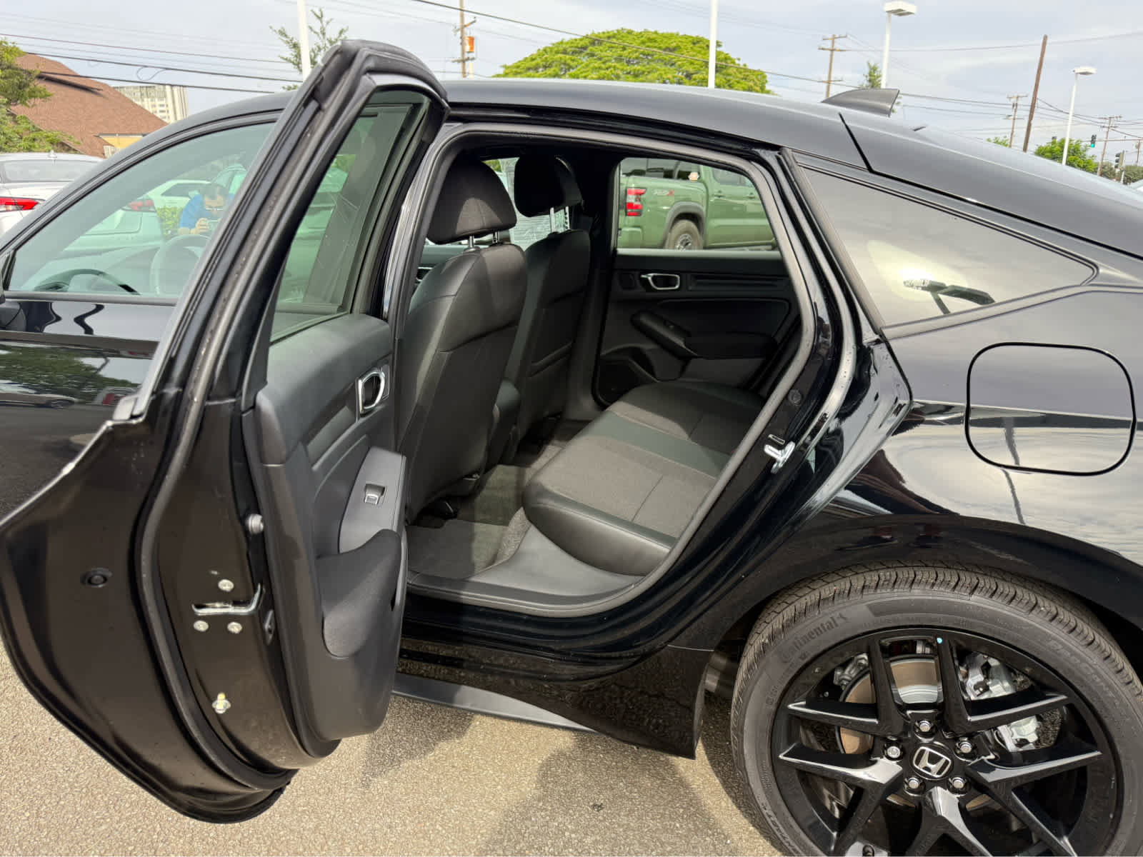 Used 2025 Honda Civic Sport image 9