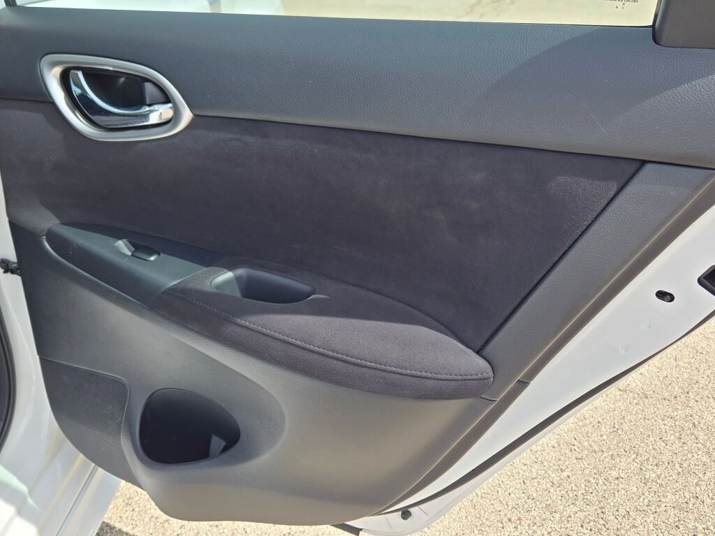 Used 2014 Nissan Sentra SR FWD image 8