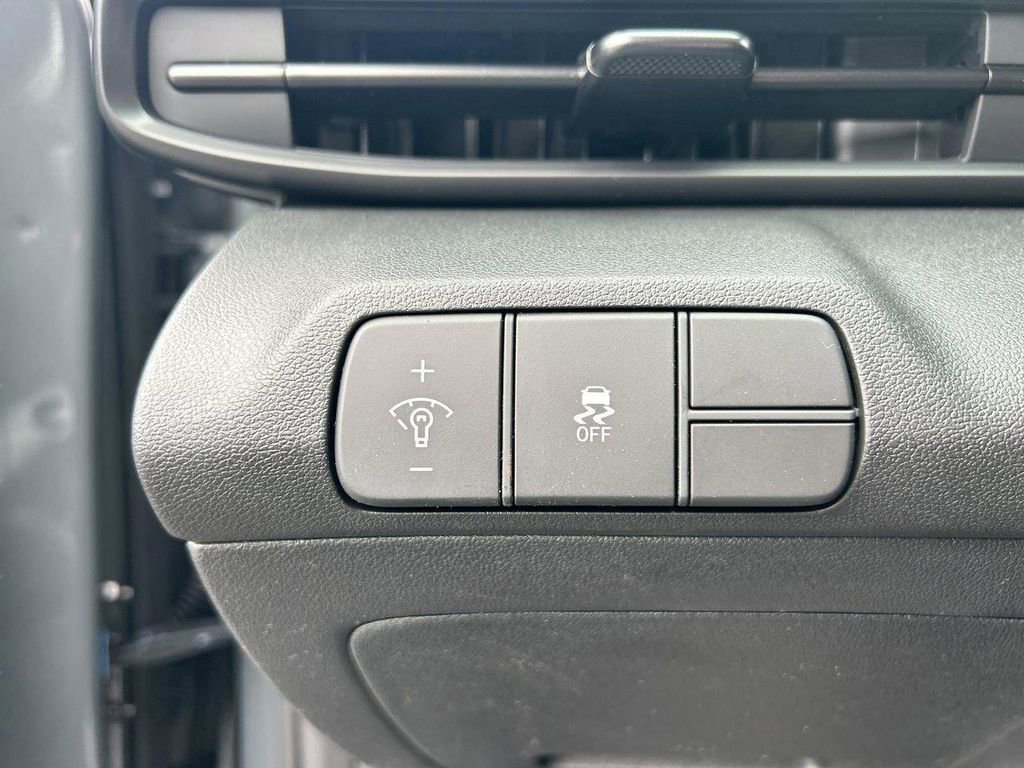 New 2026 Hyundai Elantra Sport FWD image 26
