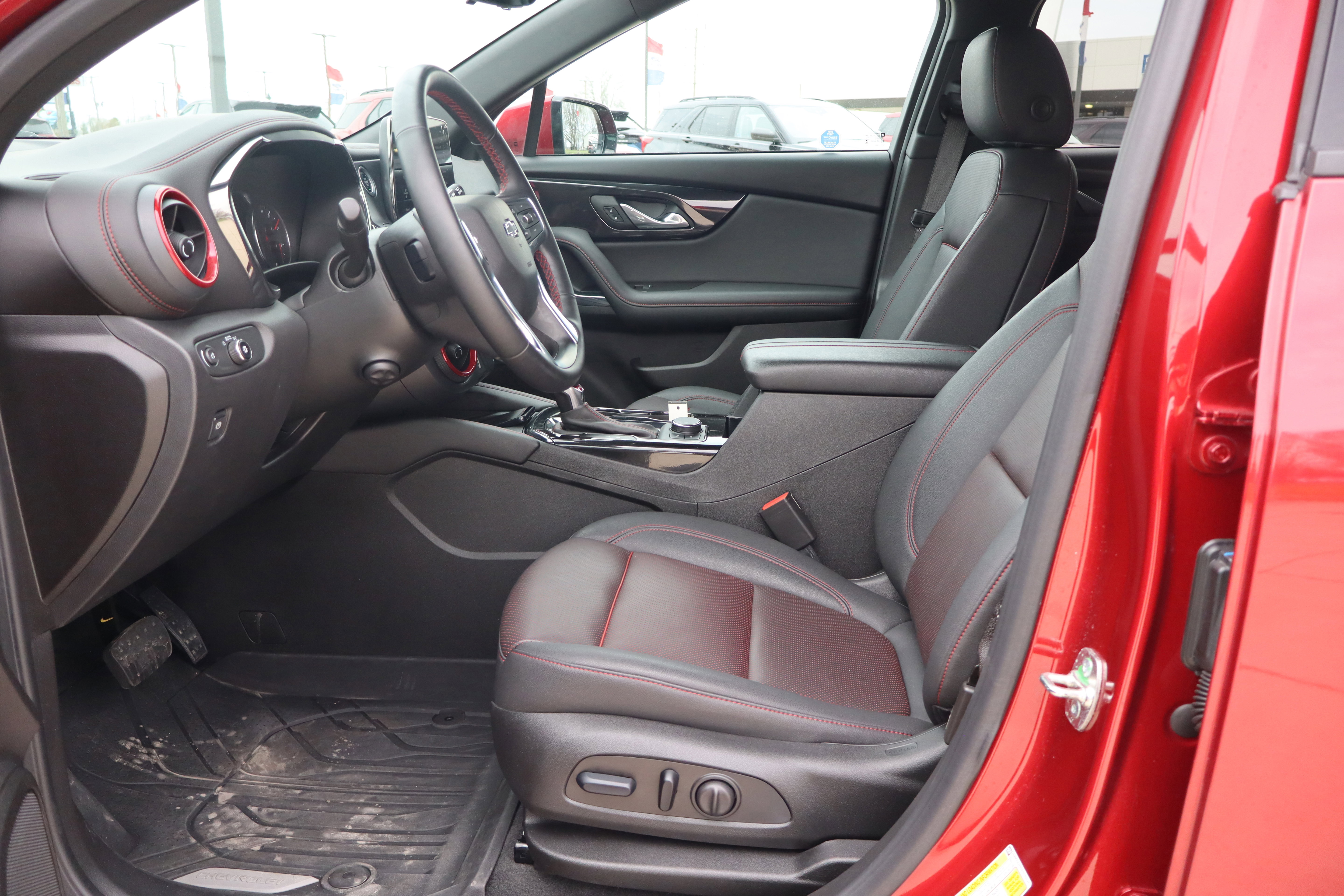 Used 2024 Chevrolet Blazer RS w/ Driver Confidence II Package image 9