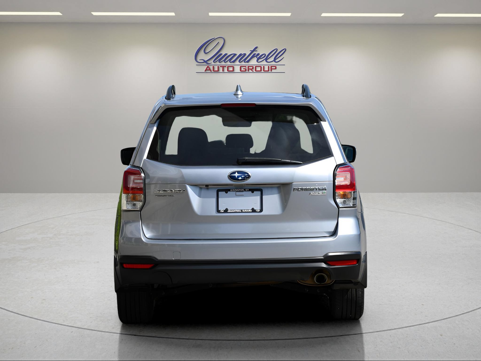 Used 2017 Subaru Forester 2.5i Limited AWD/4WD image 5