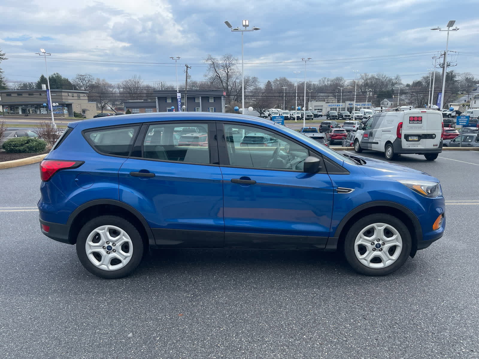 Used 2019 Ford Escape S image 6