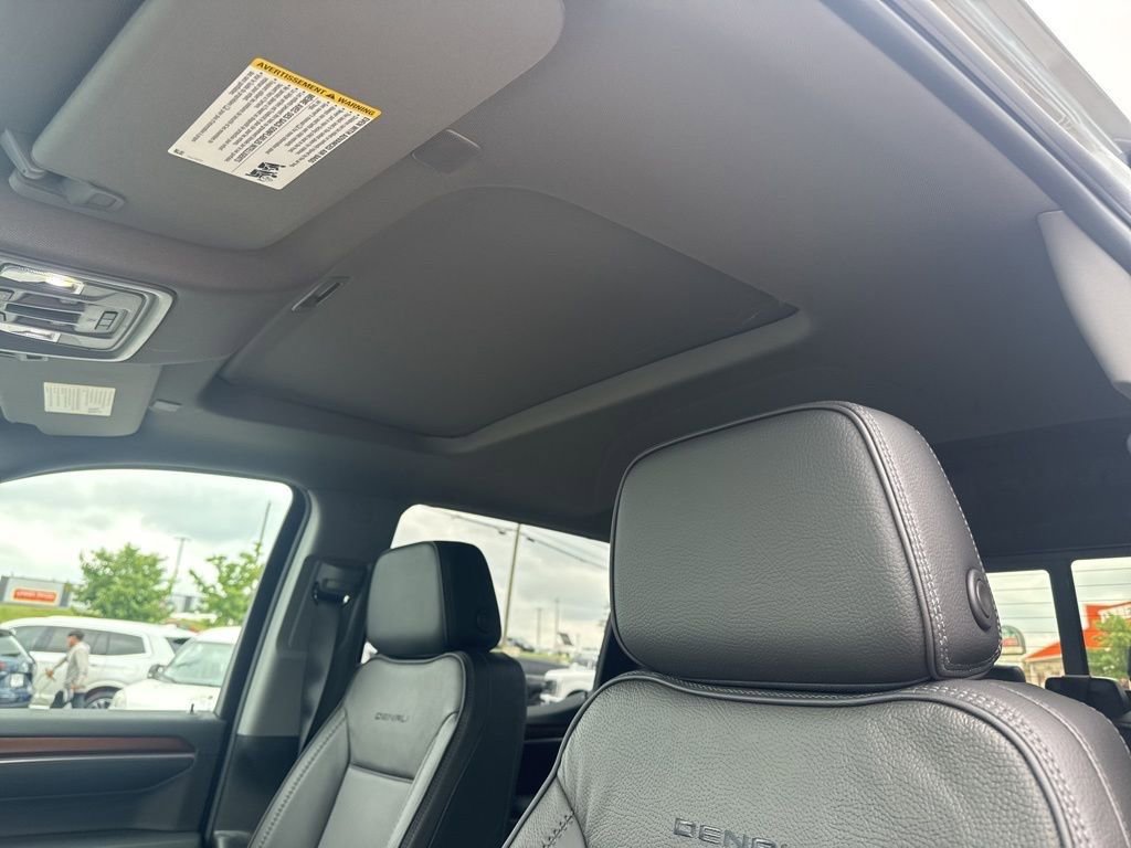 New 2026 GMC Sierra 1500 Denali w/ Denali Reserve Package image 17