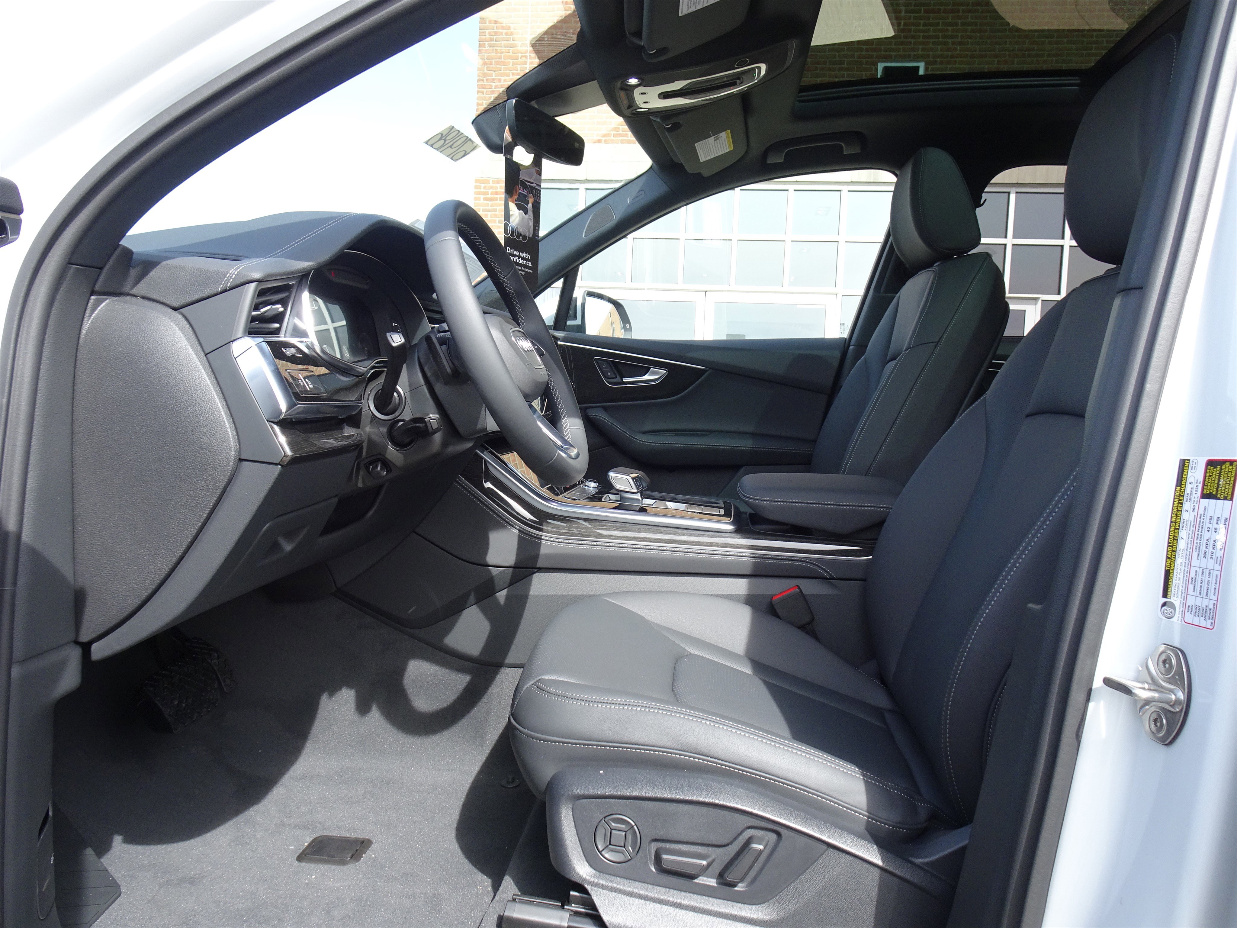 New 2026 Audi Q7 3.0T Premium Plus AWD/4WD image 4