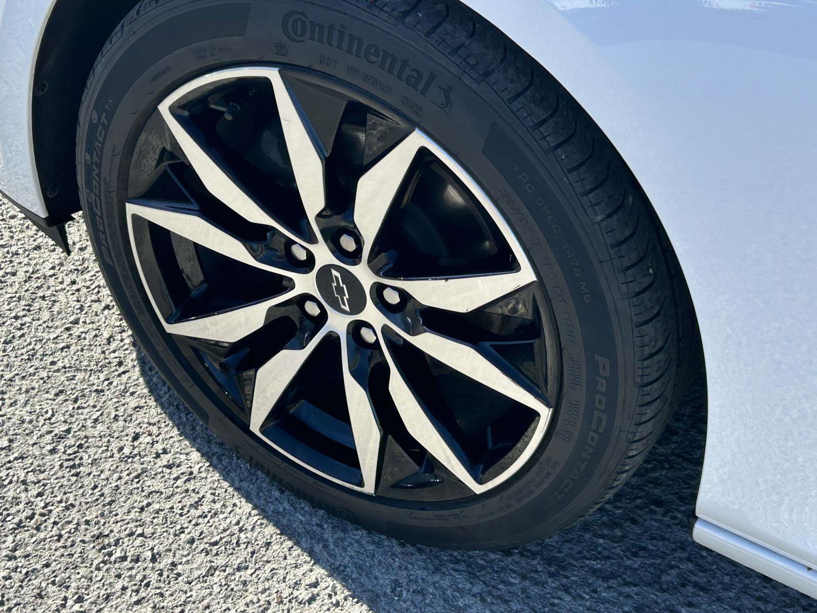 Used 2022 Chevrolet Malibu RS image 9