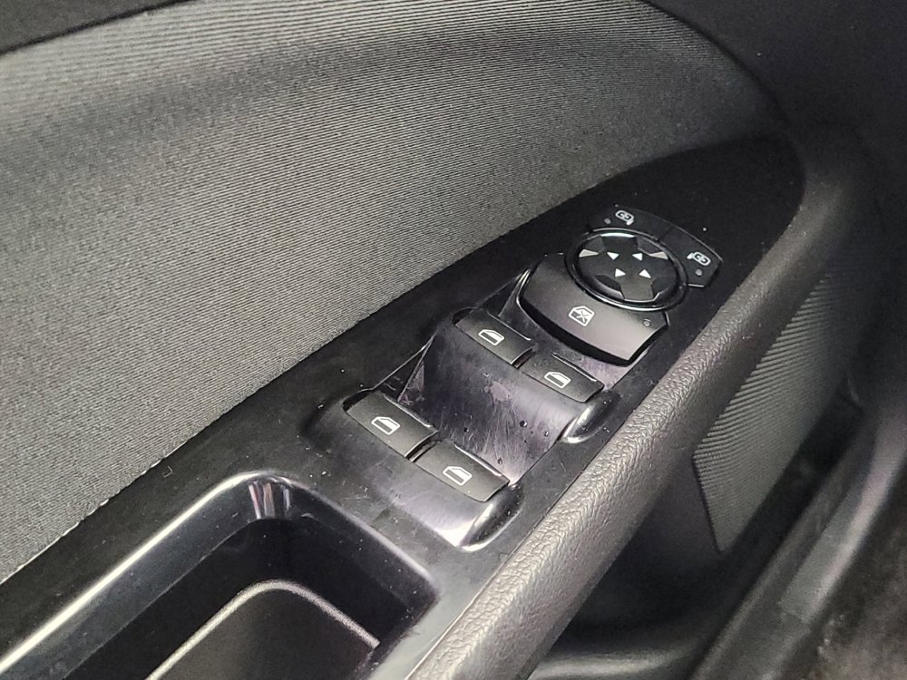 Used 2015 Ford Fusion SE image 27