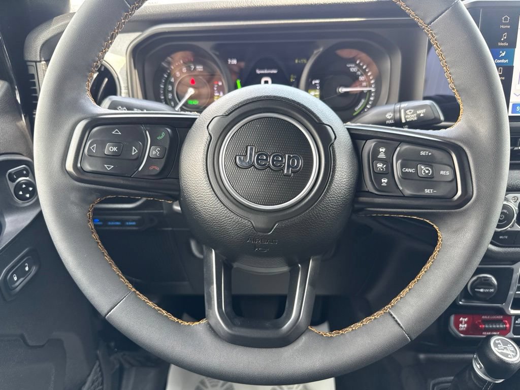 Used 2024 Jeep Wrangler Unlimited AWD/4WD image 14