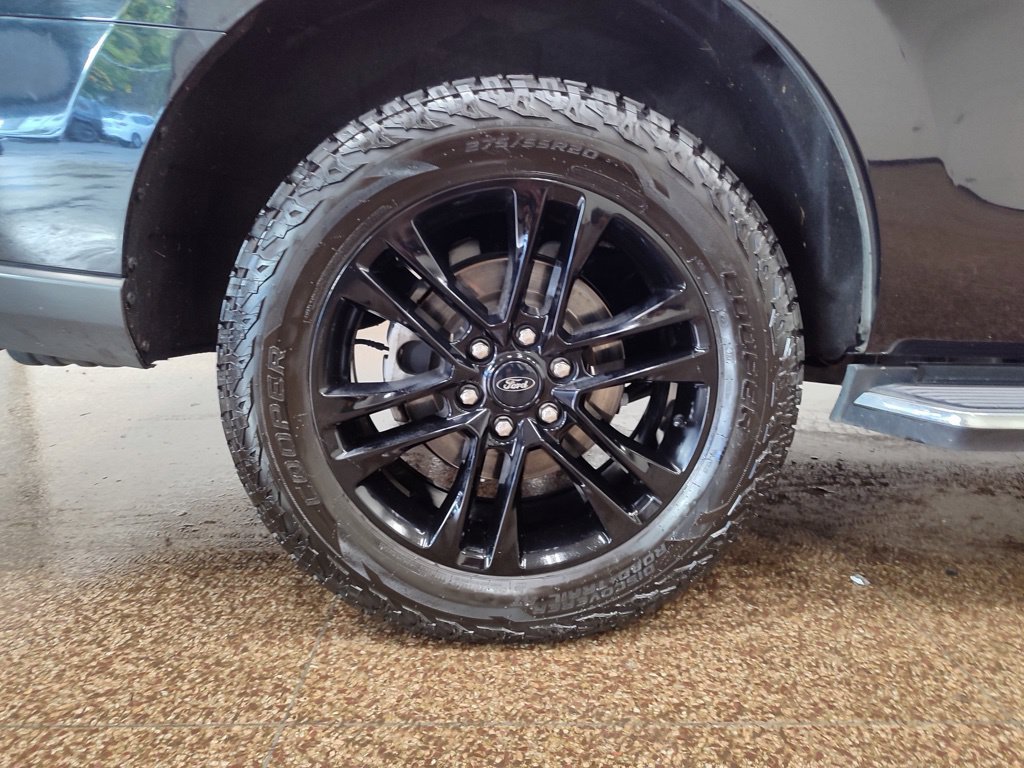 Used 2022 Ford Expedition XLT AWD/4WD image 27