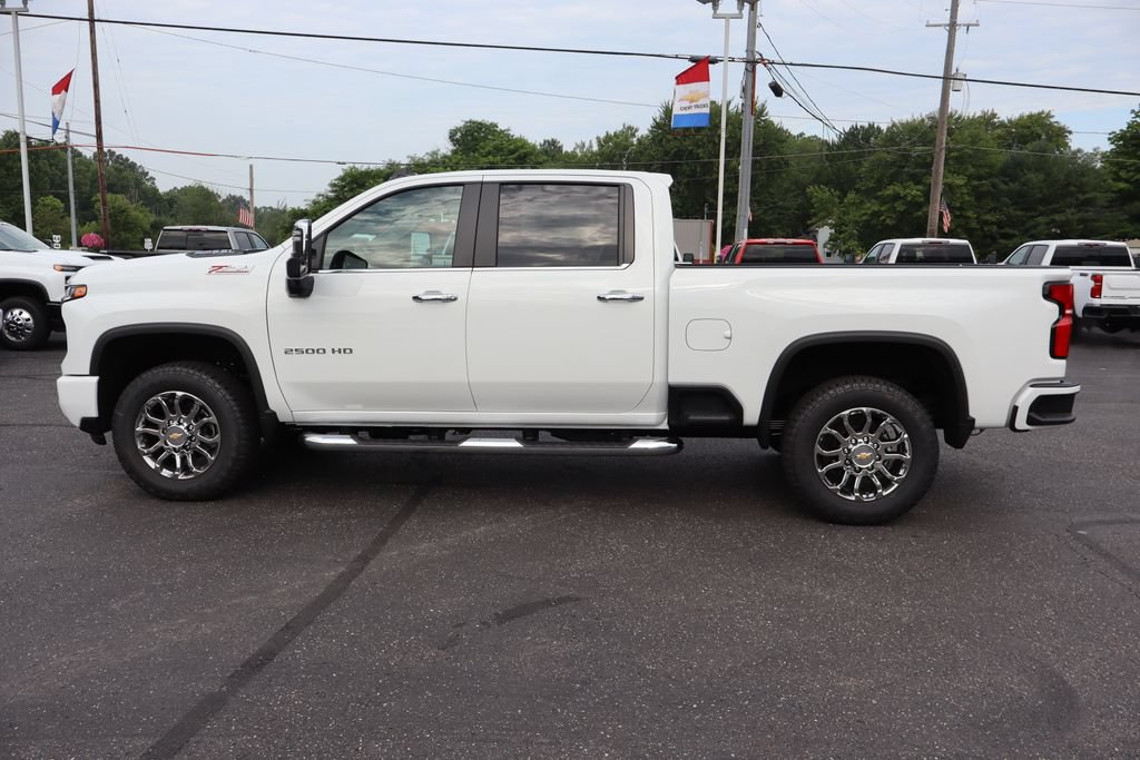 New 2026 Chevrolet Silverado 2500 LT w/ Z71 Chrome Sport Edition AWD/4WD image 21