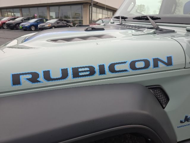 Used 2023 Jeep Wrangler Unlimited Rubicon 4xe w/ Cold Weather Group AWD/4WD image 14