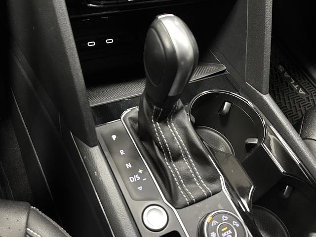 Used 2023 Volkswagen Atlas SE image 20