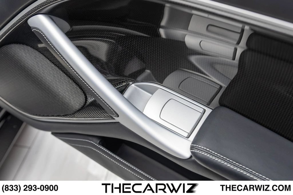 Used 2014 Ferrari F12 Berlinetta RWD image 87