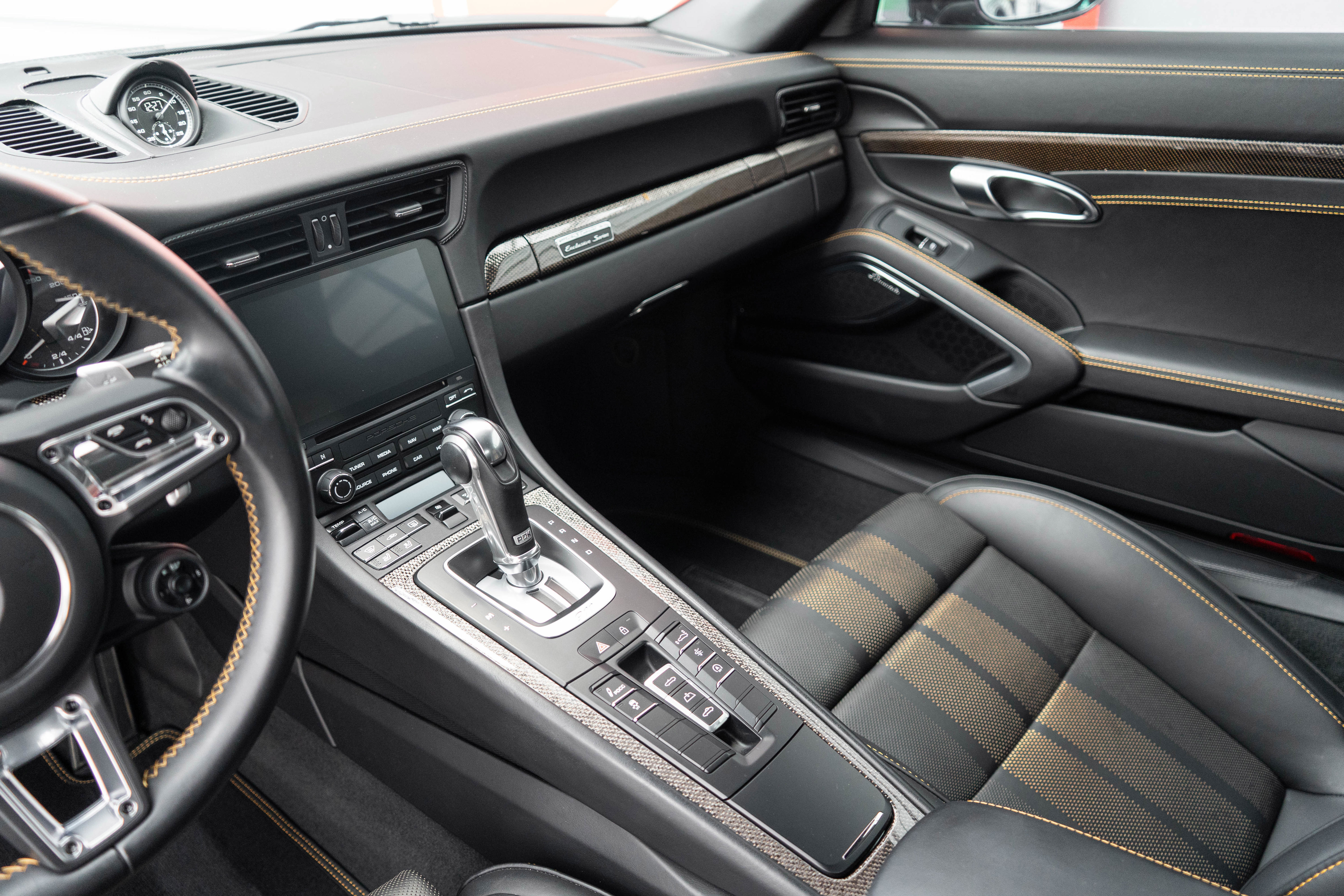 Used 2019 Porsche 911 Turbo S AWD/4WD image 17
