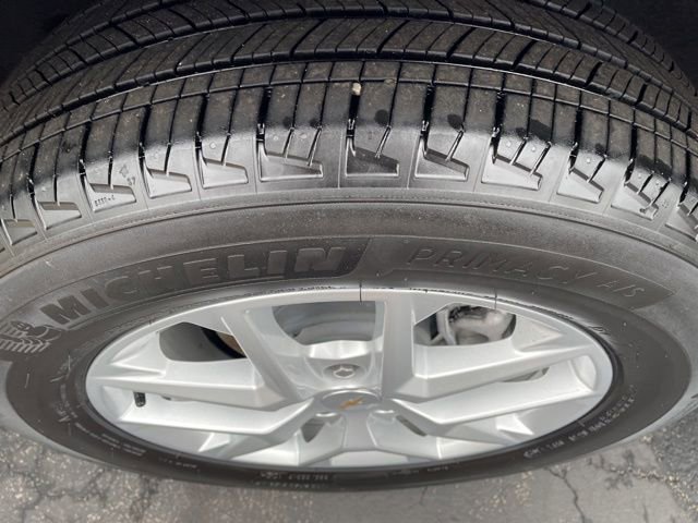 Used 2024 Chevrolet Equinox LT w/ LPO, Floor Liner Package image 33