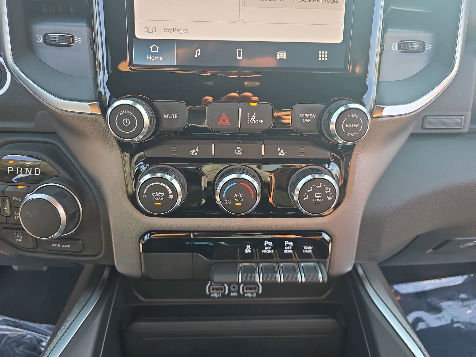 New 2026 RAM 1500 Big Horn AWD/4WD image 23