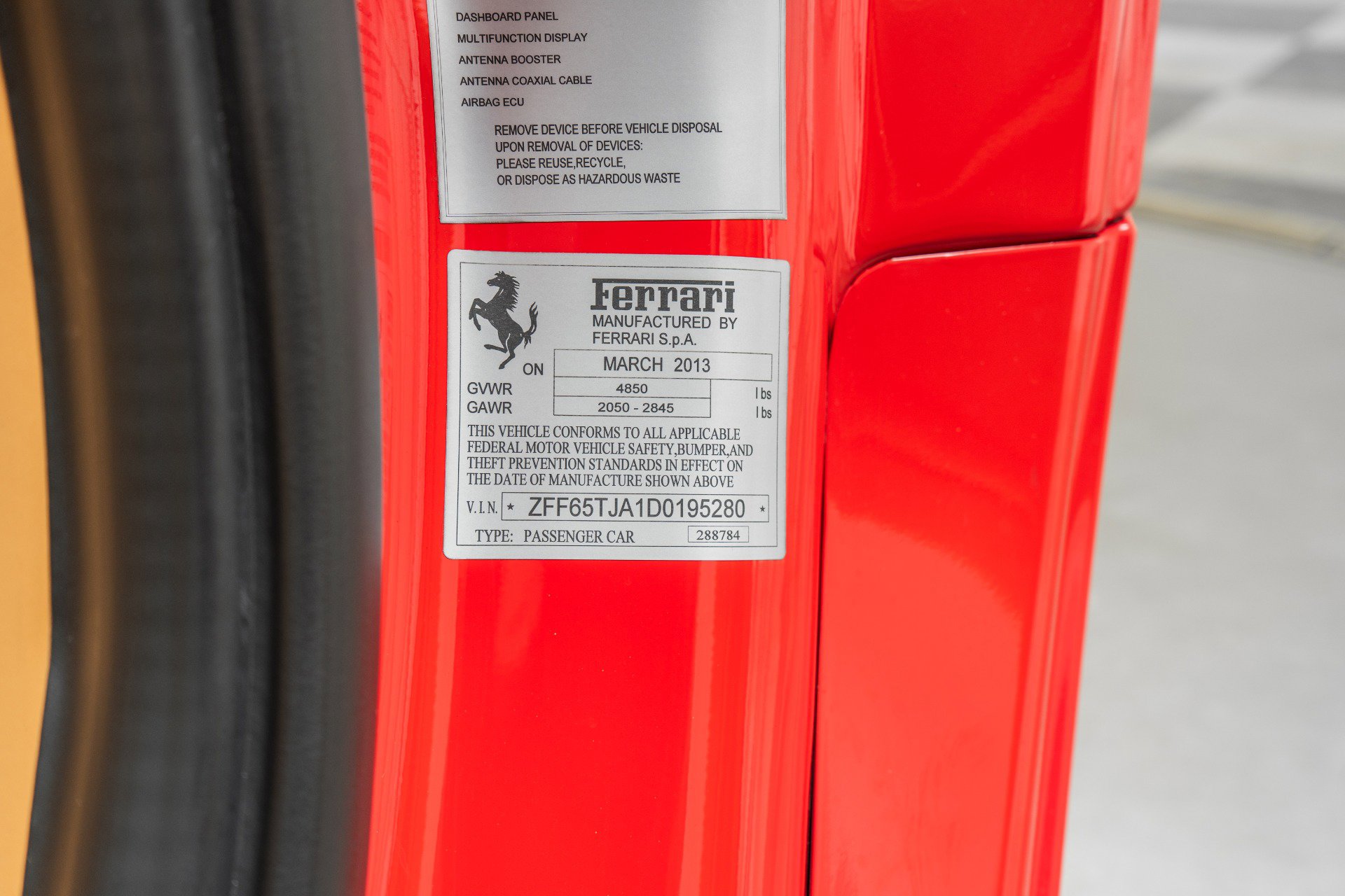 Used 2013 Ferrari California RWD image 20