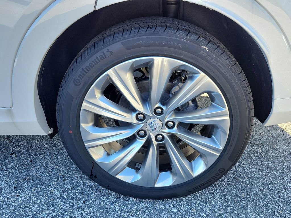 New 2025 Buick Envista Sport Touring FWD image 5