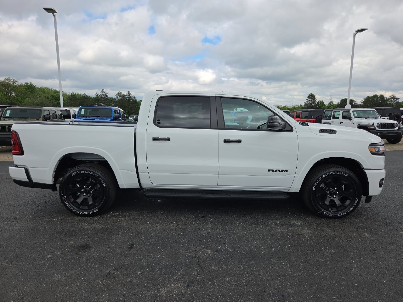 New 2026 RAM 1500 Big Horn AWD/4WD image 9