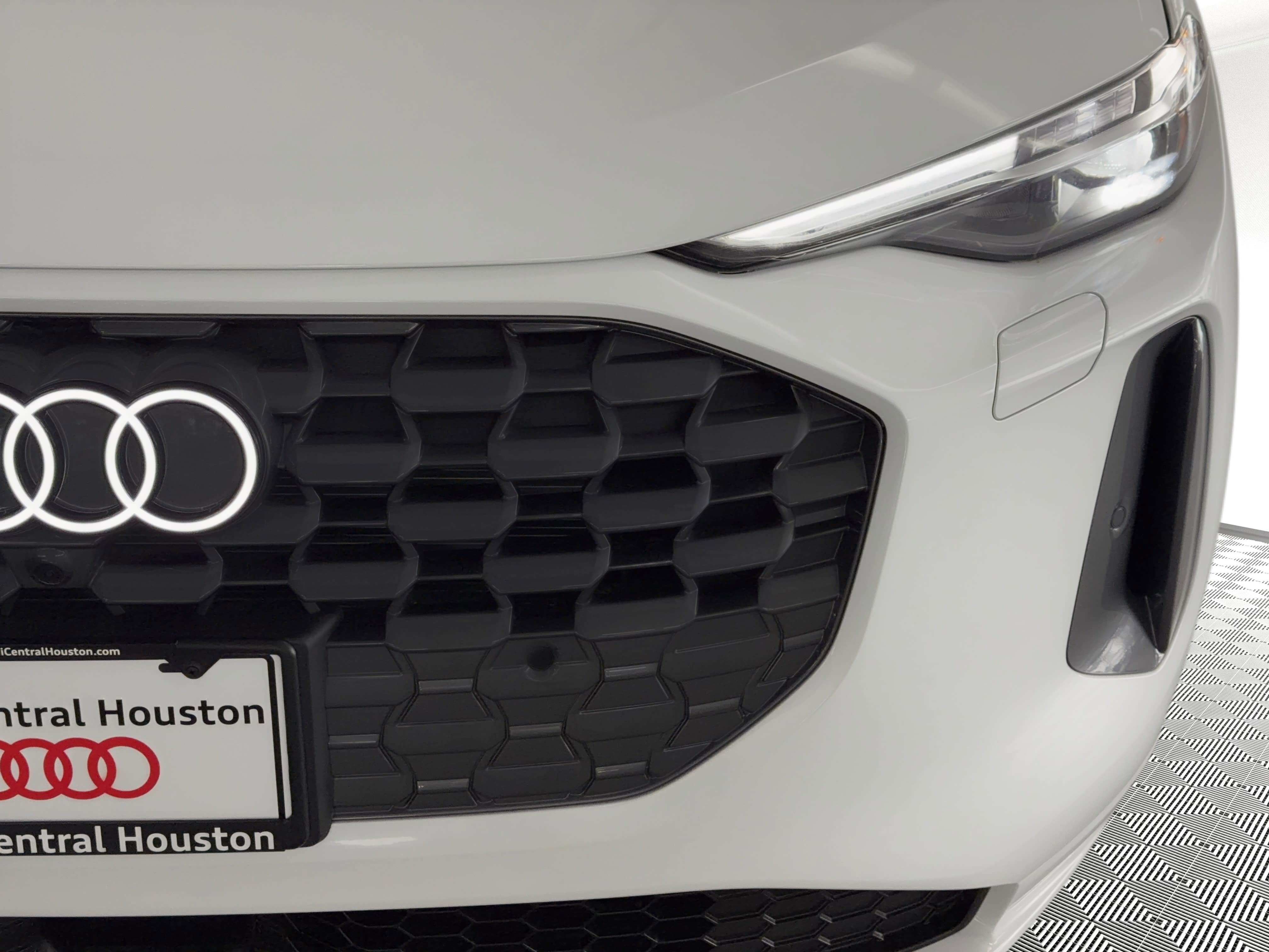 New 2026 Audi Q5 Premium Plus image 11