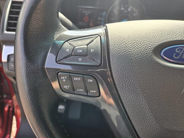Used 2016 Ford Explorer XLT w/ Equipment Group 202A FWD image 19
