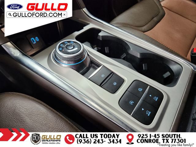 Used 2023 Ford Explorer King Ranch w/ Technology Package image 28