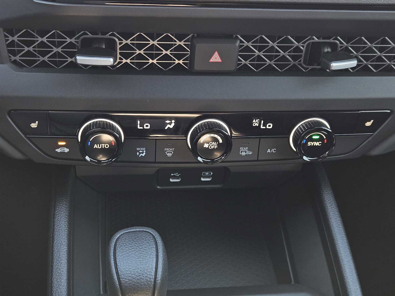 Certified 2025 Honda Accord SE image 18