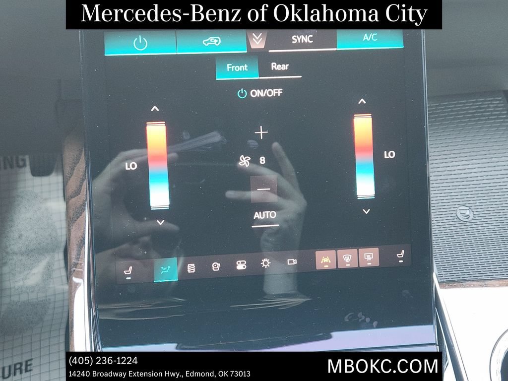 Used 2025 Cadillac Escalade Sport Platinum w/ LPO, Floor Liner Package AWD/4WD image 16