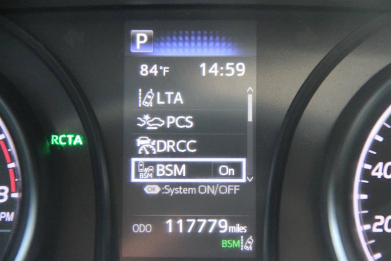 Used 2022 Toyota Camry SE w/ Cold Weather Package FWD image 29