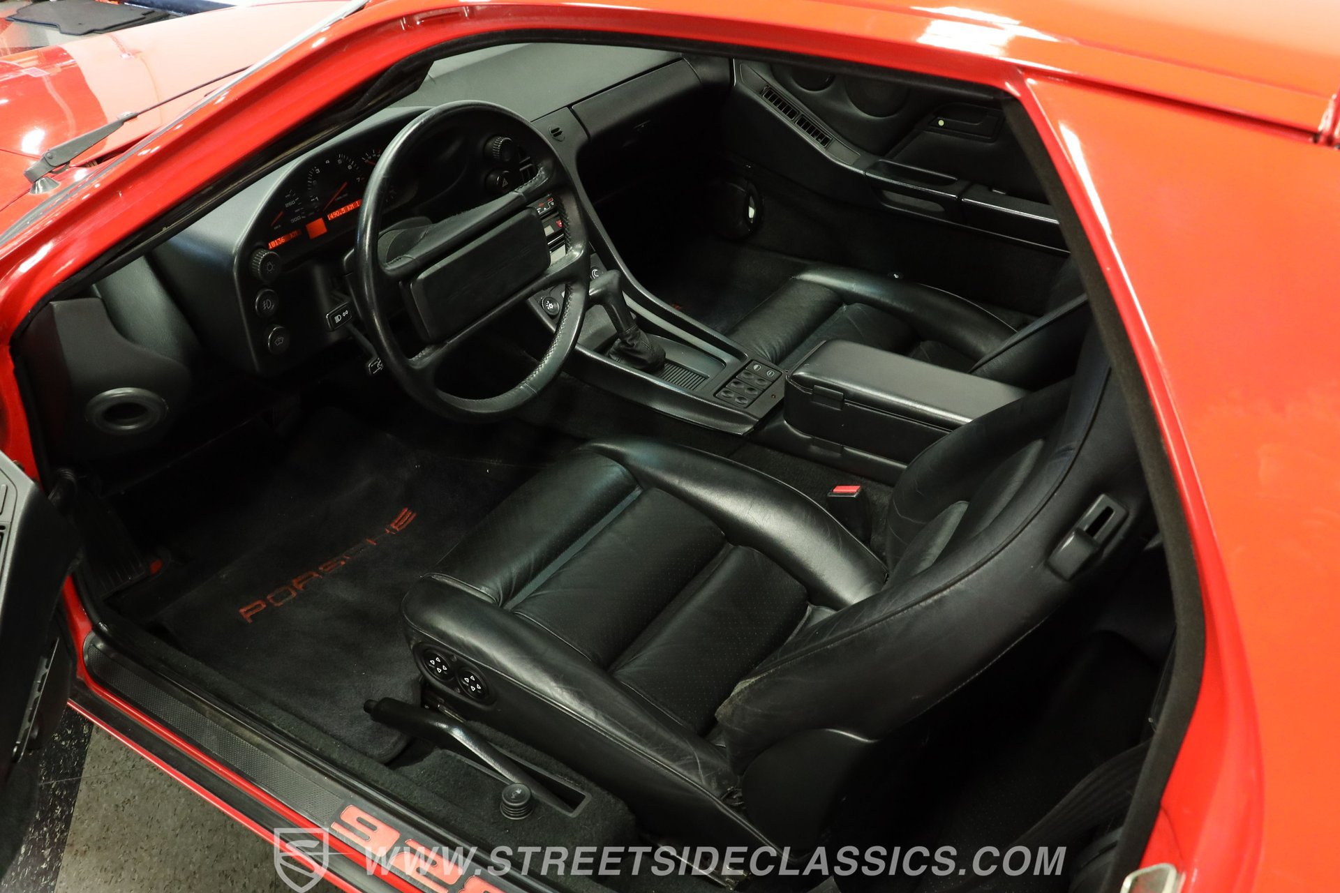 Used 1989 Porsche 928 S4 RWD image 3