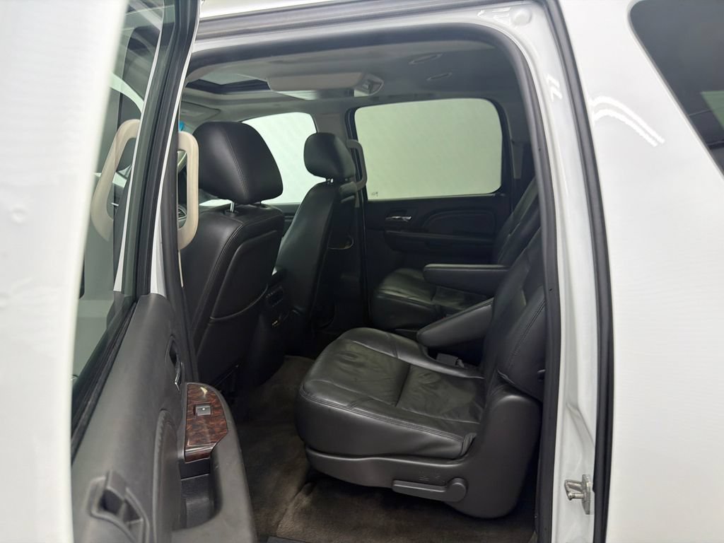 Used 2012 GMC Yukon XL Denali AWD/4WD image 20