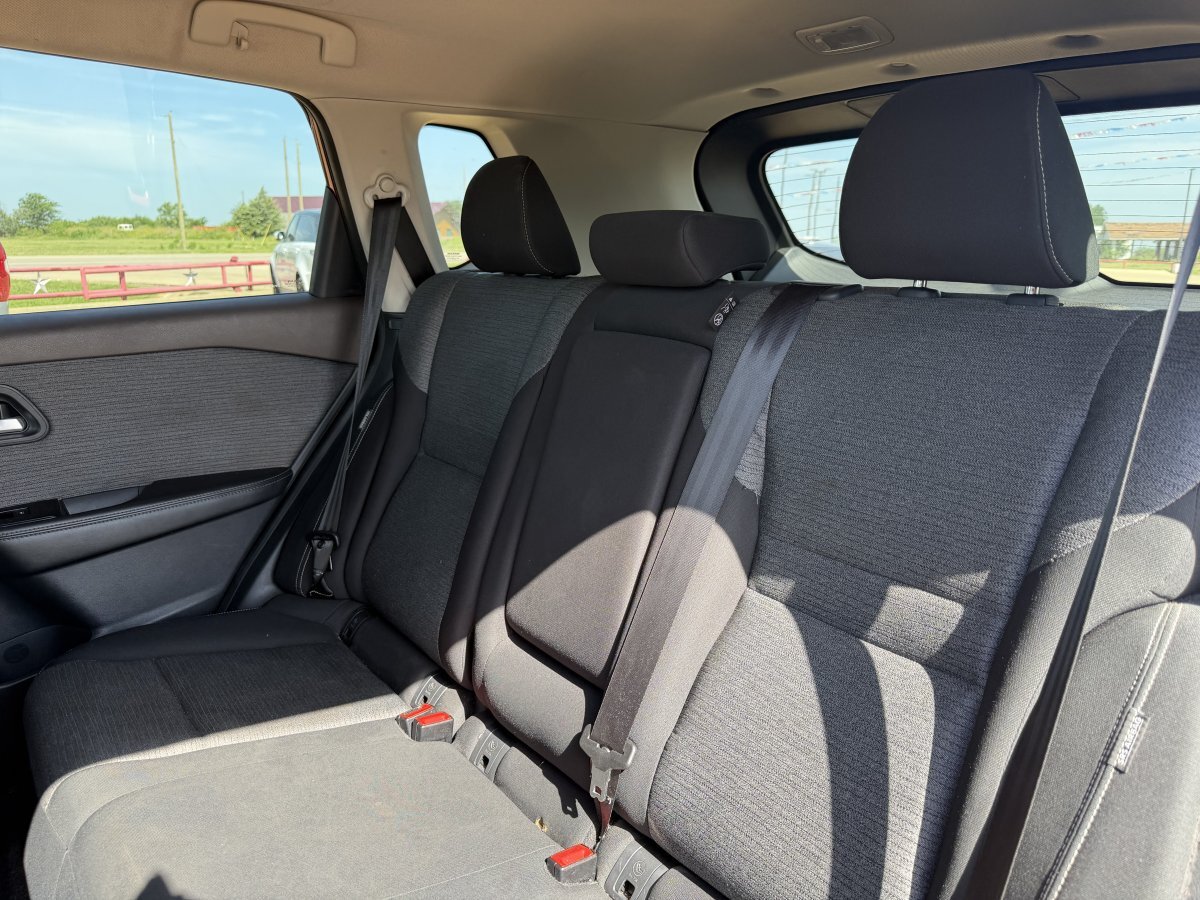 Used 2021 Nissan Rogue SV FWD image 15