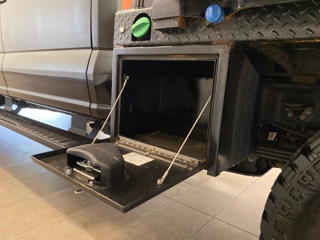 Used 2025 Ford F350 Lariat w/ Black Appearance Package AWD/4WD image 6